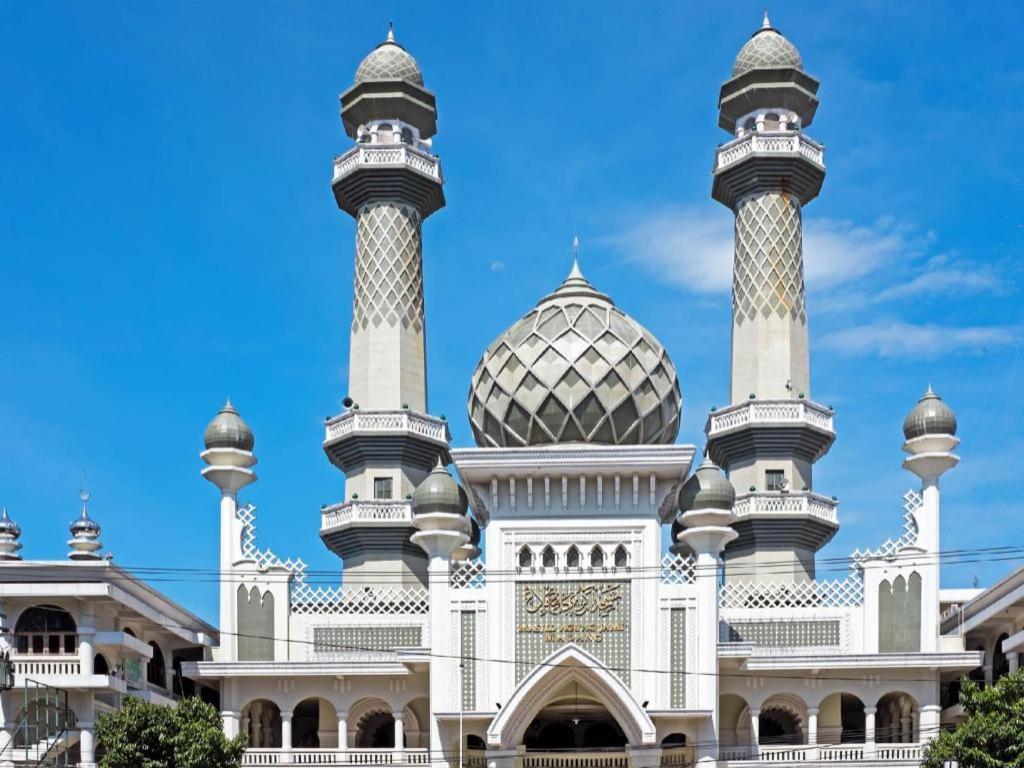 Hotel Oyo 3956 Palem 2 Syariah