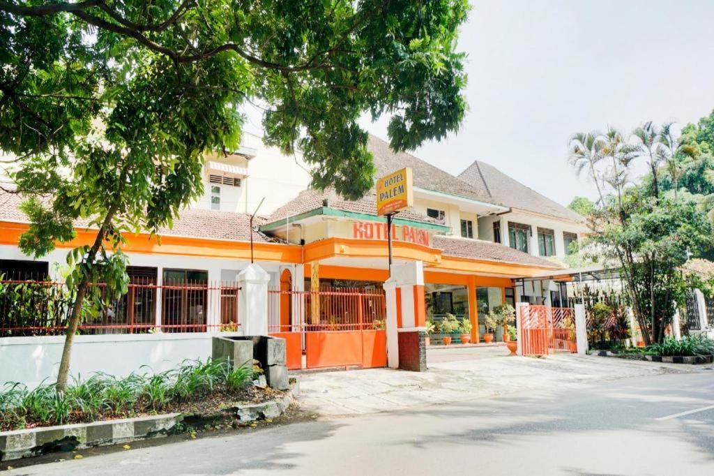 Oyo 3956 Palem 2 Syariah Hotel Malang