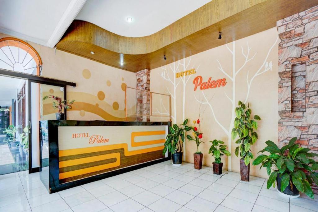 Oyo 3956 Palem 2 Syariah Hotel 2*